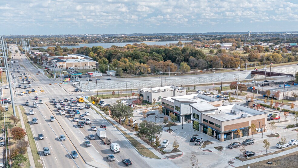 More Photos Of 4802 Lakeview Pky, Rowlett Freestanding For Lease