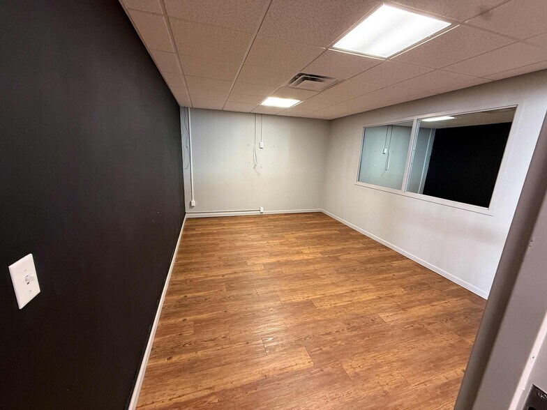 More Photos Of 3223 1st Ave SE, Cedar Rapids Medical For Sale