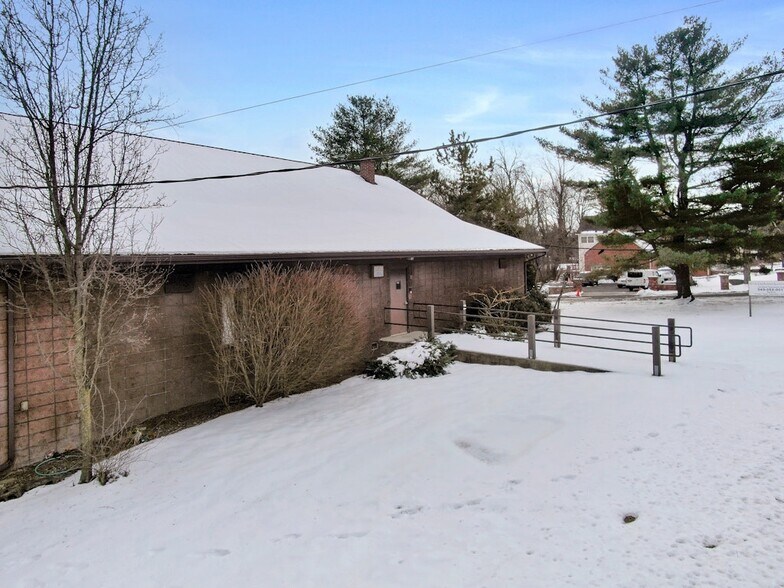 More Photos Of 195 W Clarkstown Rd, New City Religious Facility For Sale