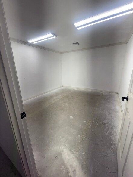 More Photos Of 13555 Old Spanish Trl, Boutte Warehouse For Sale