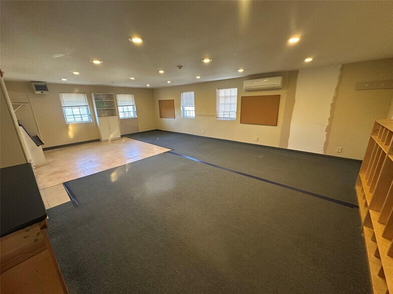 More Photos Of 2430 Carmel Ave, Brewster Office For Lease