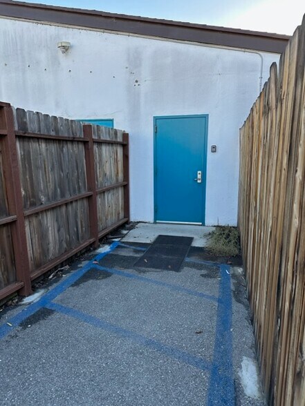 More Photos Of 3525 Glenhurst Ave, Los Angeles Religious Facility For Lease