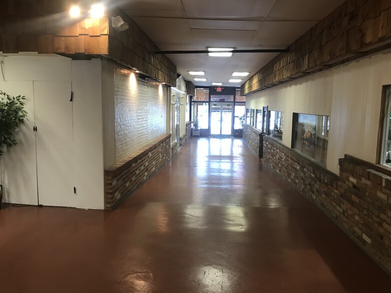More Photos Of 204-212 E King St, Shippensburg Apartments For Lease