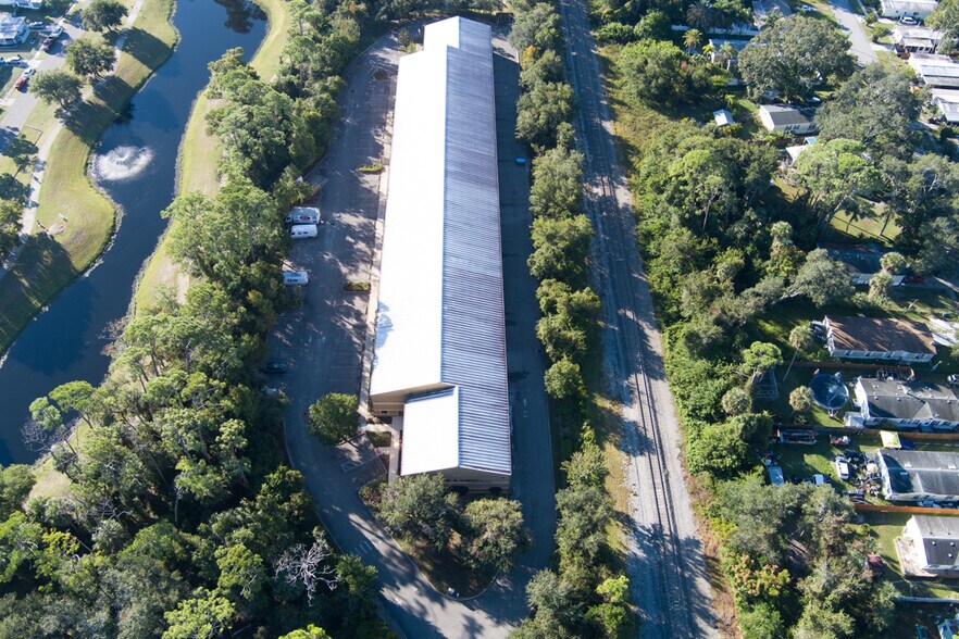 More Photos Of 585 Commonwealth Blvd, Port Orange Manufacturing For Sale