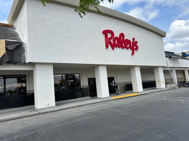 More Photos Of 700-720 W Onstott Rd, Yuba City Unknown For Lease