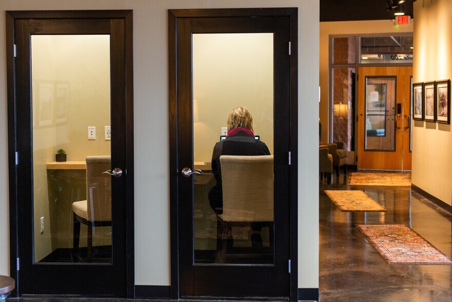 More Photos Of 23327-23505 E Appleway Ave, Liberty Lake Coworking Space