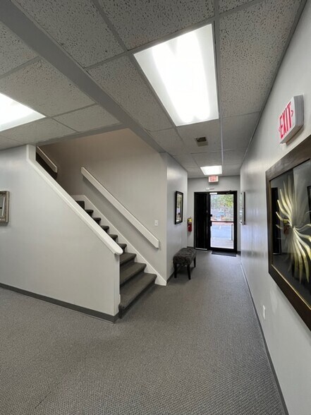 More Photos Of 111 Petrol Pt, Peachtree City Office For Lease