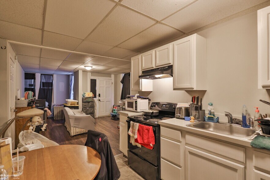 More Photos Of 301 1st St, Slatington Multifamily For Sale