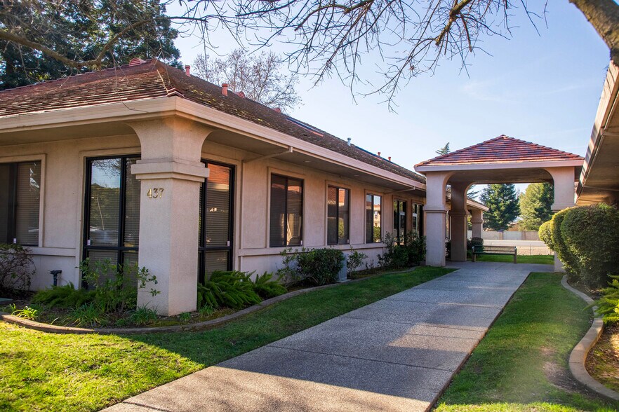 More Photos Of 437 Century Park Dr, Yuba City Office Residential For Lease