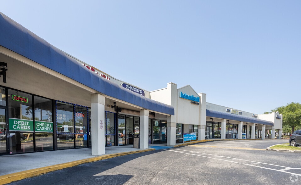 More Photos Of 7200 Normandy Blvd, Jacksonville Freestanding For Lease