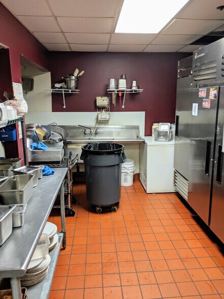 More Photos Of 316 S 16th St, Omaha Restaurant For Sale