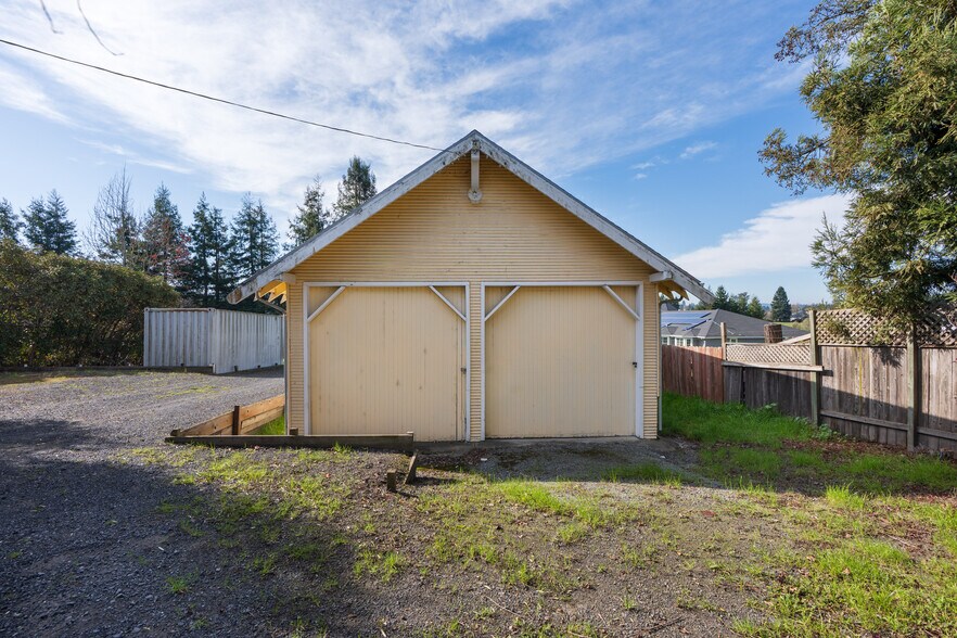 More Photos Of 5186 Gravenstein Hwy S, Sebastopol Restaurant For Sale