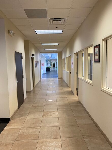 More Photos Of 1800-1850 E Merritt Island Cswy, Merritt Island Auto Dealership For Sale