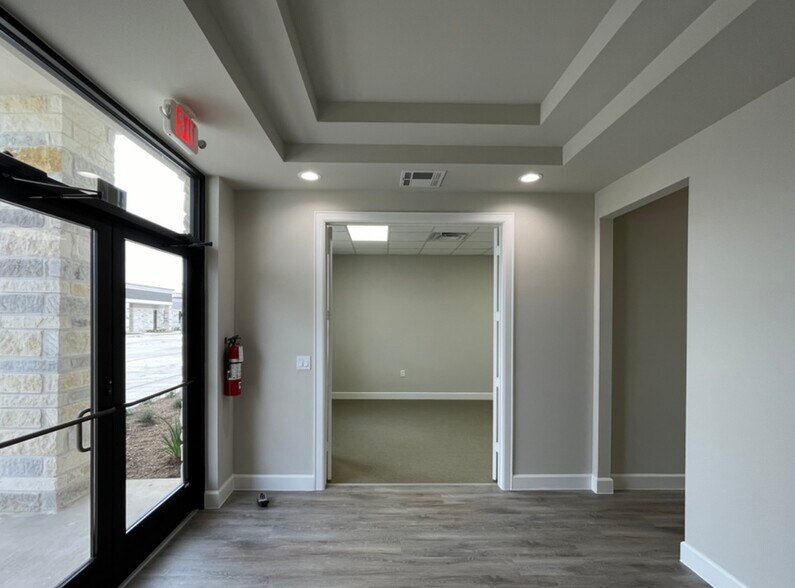More Photos Of 25145 Star Ln, Katy Unknown For Lease