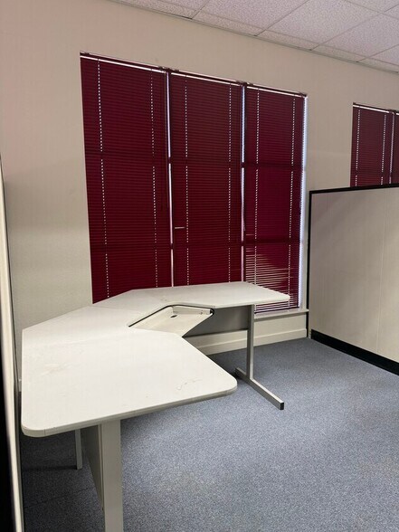 More Photos Of 2150 Mariner Square Dr, Alameda Office For Lease