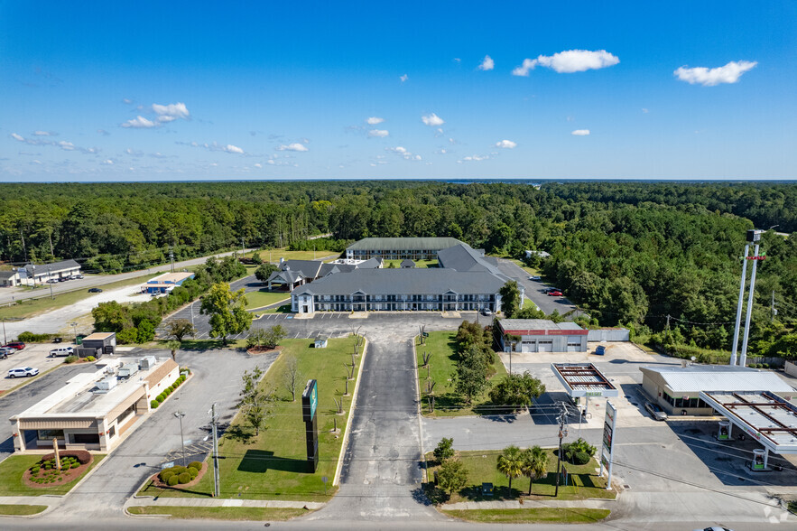 More Photos Of 8929 Old Number Six Hwy, Santee Hotel For Sale