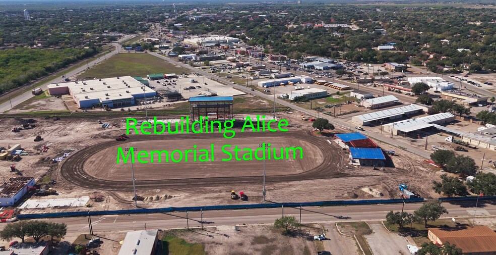 More Photos Of 150 Stadium Dr, Alice Land For Lease
