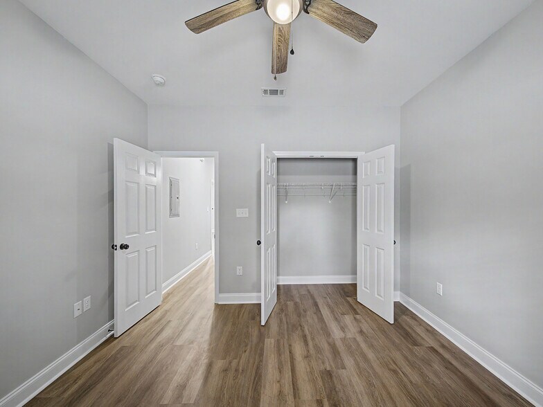 More Photos Of 515 Birch St, Adel Apartments For Sale