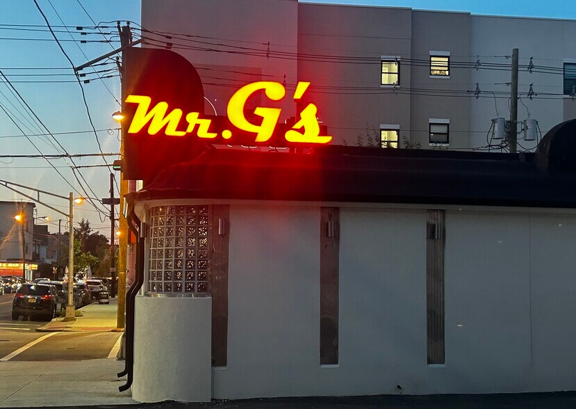 More Photos Of 455 E 18th St, Paterson Restaurant For Sale