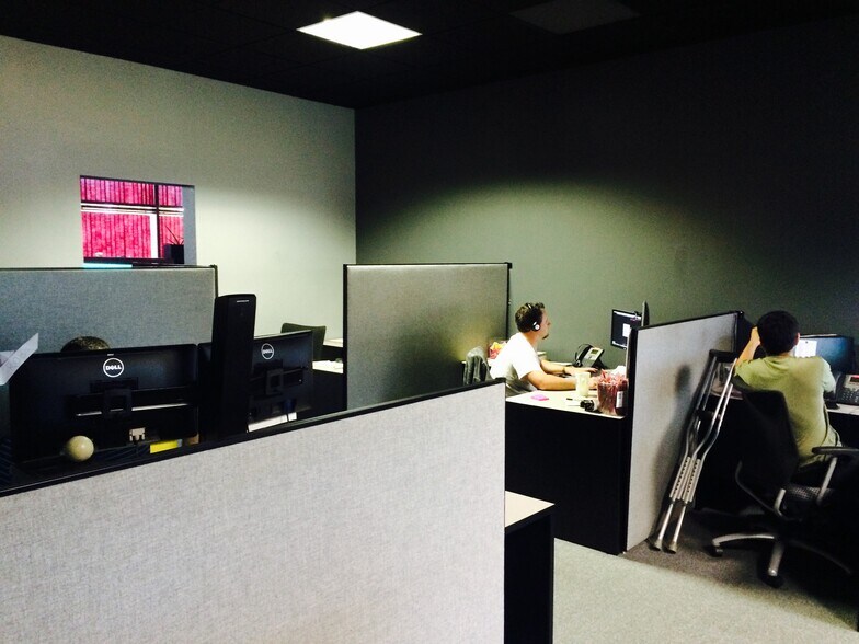 More Photos Of 805 Aerovista Pl, San Luis Obispo Loft Creative Space For Sale