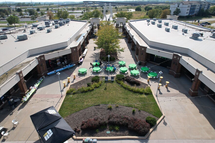 More Photos Of 20-40 Arena Center, Council Bluffs Unknown For Lease