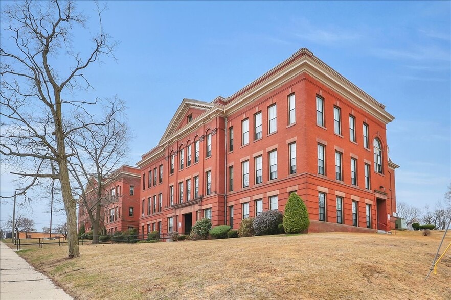 Primary Photo Of , Springfield Multifamily For Sale