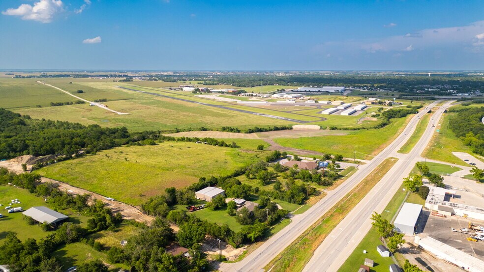 More Photos Of West 2nd Street, Taylor Land For Sale