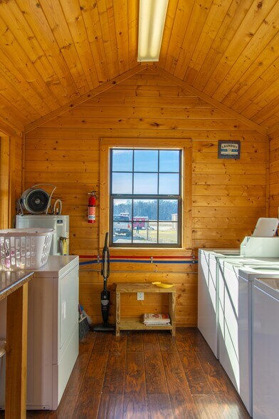 More Photos Of 2820 US Highway 380, Decatur Warehouse For Sale