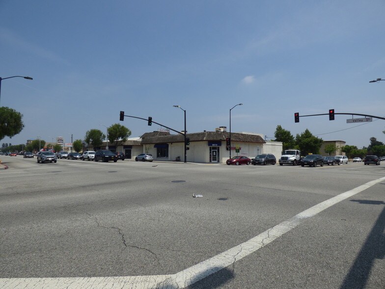 More Photos Of 8614 Valley Blvd, Rosemead Light Distribution For Sale