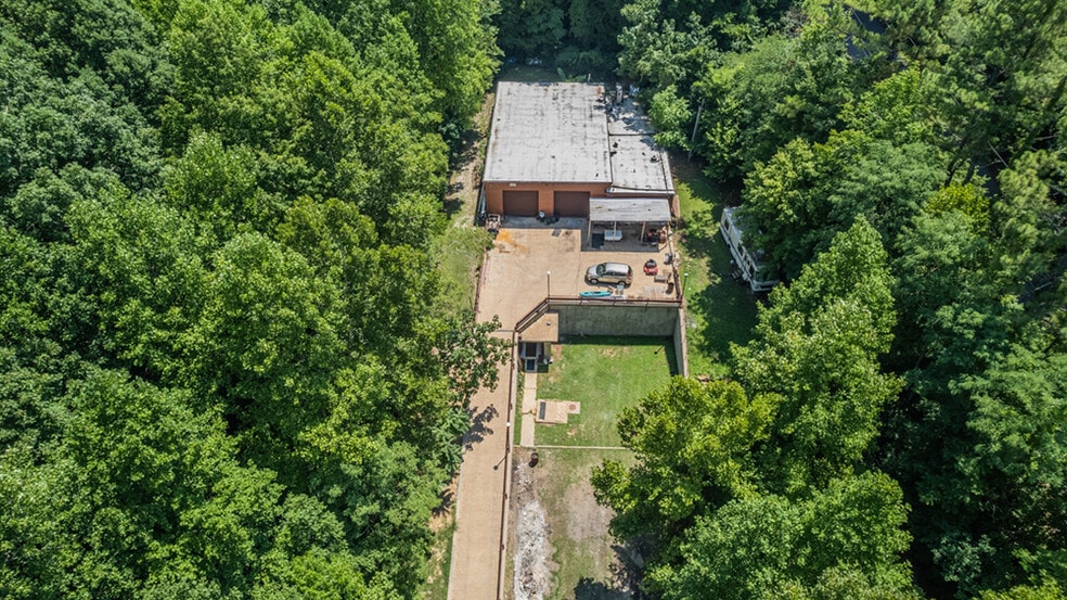 More Photos Of 8871 Griffith Rd, Nashville Warehouse For Sale