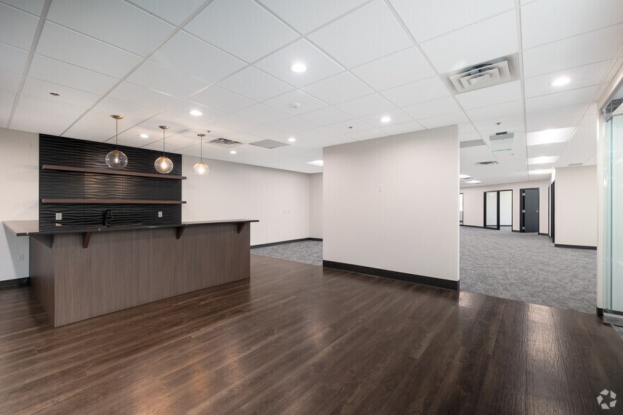 More Photos Of 6955-6965 S Union Park Ctr, Cottonwood Heights Unknown For Lease