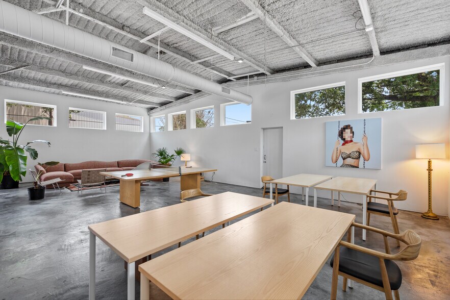 More Photos Of 3902 McKinney St, Houston Warehouse For Lease