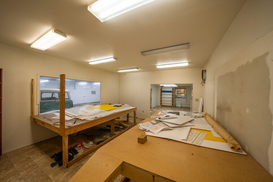 More Photos Of 844 D St, Lewiston Flex For Sale