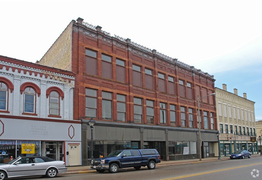 Primary Photo Of 207-211 E Main St, Watertown Office For Lease