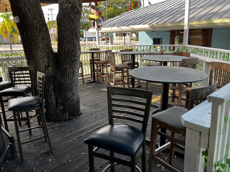 More Photos Of 606 N Pinellas Ave, Tarpon Springs Restaurant For Lease