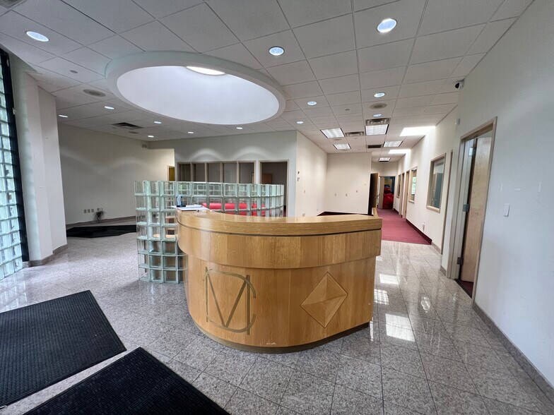 More Photos Of 733 Ridgedale Ave, East Hanover Industrial For Sale