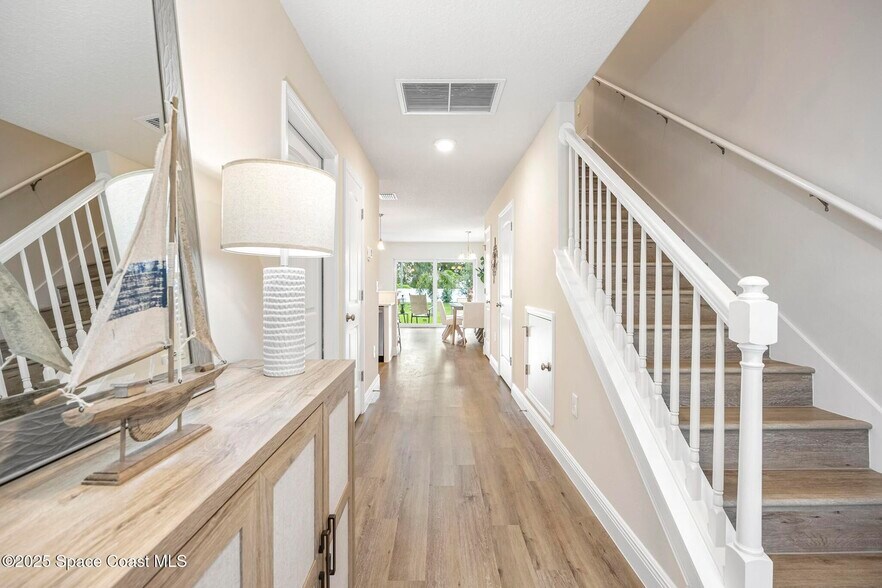 More Photos Of 207 HIDDEN WOODS PL, Melbourne Apartments For Sale