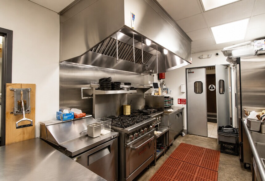 More Photos Of 252 9th St, San Francisco Apartments For Sale