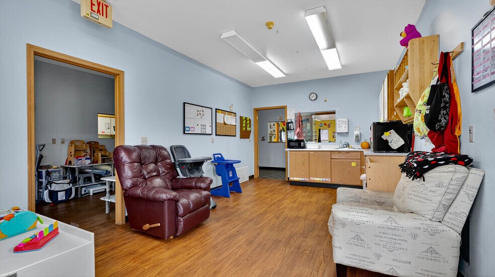 More Photos Of 1612 Truax Blvd, Eau Claire Daycare Center For Sale