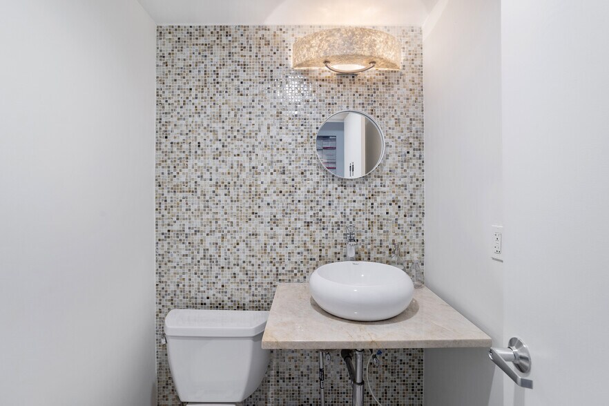 More Photos Of 14 E 4th St, New York Loft Creative Space For Sale