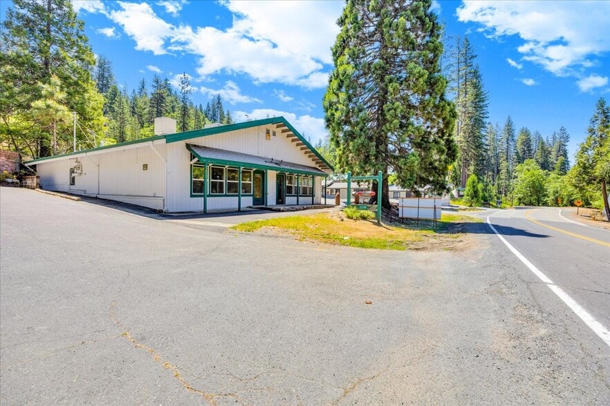 Primary Photo Of 22709 Twain Harte Dr, Twain Harte Office Residential For Sale
