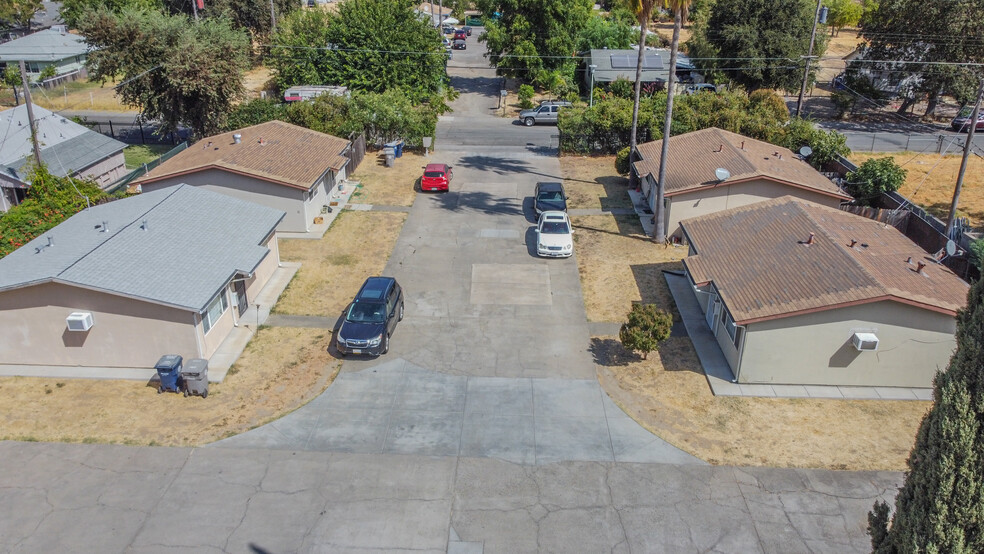 Primary Photo Of 2700-2714 29th Ave, Sacramento Apartments For Sale