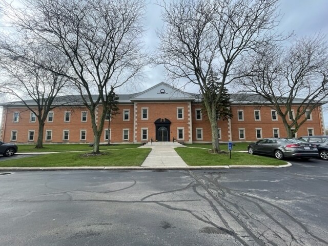 Primary Photo Of 5555 Airport Hwy, Toledo Office For Lease