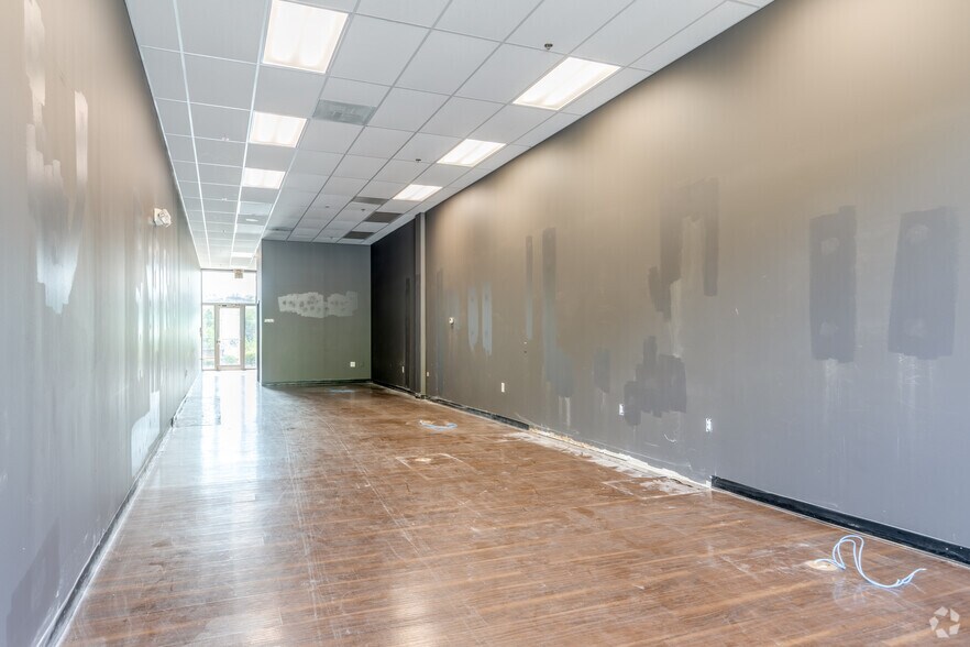 More Photos Of 2510-2520 Quarry Lake Dr, Baltimore Unknown For Lease