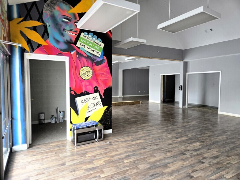 More Photos Of 1701 Euclid Ave, Bristol Medical For Lease