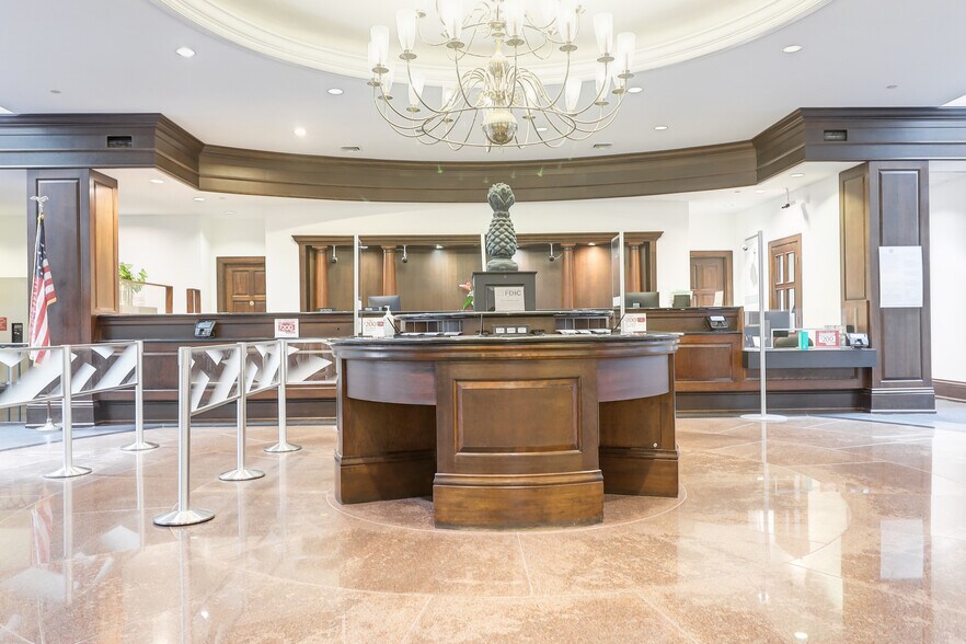 More Photos Of 200 Meeting St, Charleston Office For Sale