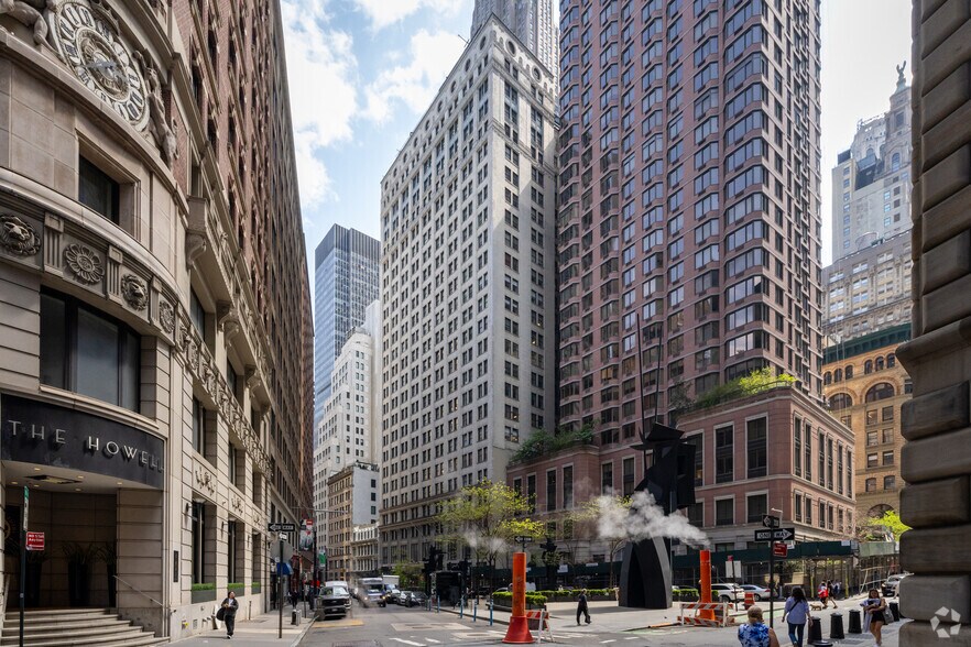Primary Photo Of 80 Maiden Ln, New York Office For Lease