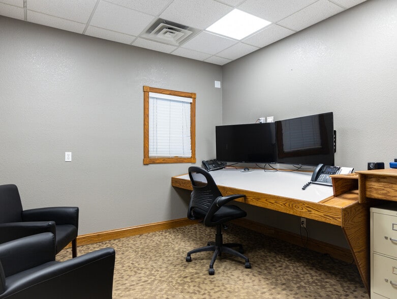 More Photos Of 1115 N Erie Ave, Pueblo Warehouse For Sale