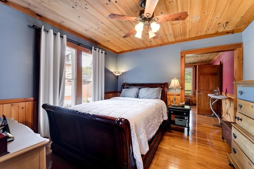 More Photos Of 3074 Old Cullowhee Rd, Cullowhee Apartments For Sale