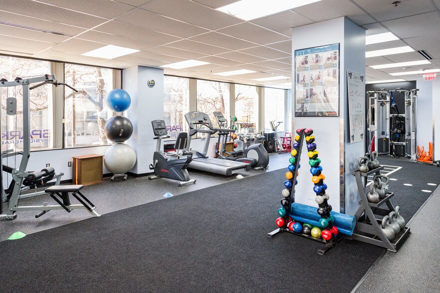 More Photos Of 2850 Eisenhower Ave, Alexandria Office For Lease